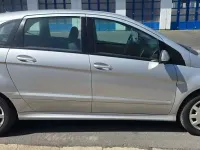 Gebraucht Mercedes B200 136 PS (100 kW) 2009 Polarsilber  metalliclack Van / Kleinbus
