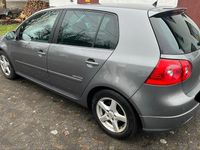 Gebraucht VW Golf V 144 PS (105 kW) 2008 Silber Kleinwagen
