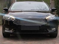 Gebraucht Ford Focus Titanium 120 PS (88 kW) 2016 Schwarz Kombi