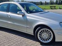 Gebraucht Mercedes E500 Elegance 306 PS (225 kW) 2002 Astralsibermetallic Limousine