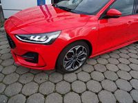 Gebraucht Ford Focus ST-Line X 155 PS (114 kW) 2023 Racerot Limousine