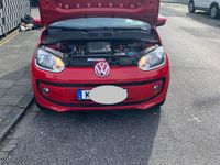 Gebraucht VW Golf VII 60 PS (44 kW) 2012 Rot Kleinwagen