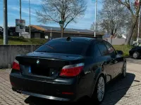 Gebraucht BMW 530 235 PS (172 kW) 2006 Schwarz Limousine