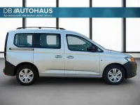 Gebraucht VW Caddy 102 PS (75 kW) 2024 Silber Van / Kleinbus