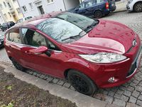 Gebraucht Ford Fiesta 97 PS (71 kW) 2009 Rot Kleinwagen