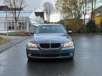 Gebraucht BMW 320 2007 Grau Limousine