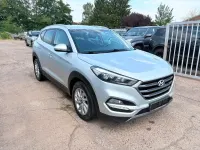 Gebraucht Hyundai Tucson Style 185 PS (136 kW) 2016 Silber SUV