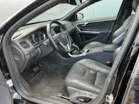 Gebraucht Volvo V60 163 PS (119 kW) 2016 Schwarz Kombi