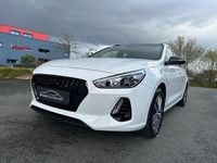 Gebraucht Hyundai i30 140 PS (102 kW) 2017 Weiß Limousine