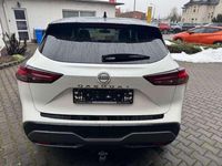 Gebraucht Nissan Qashqai N-Connecta 158 PS (116 kW) 2024 Pearl white mit schwarzem dach SUV