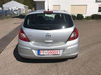 Gebraucht Opel Corsa 87 PS (63 kW) 2012 Silber Kleinwagen