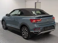 Gebraucht VW T-Roc Style 150 PS (110 kW) 2022 Petroleumblaumet. SUV