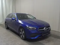 Gebraucht Mercedes C200 Avantgarde 163 PS (119 kW) 2023 Blau Limousine