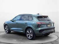Neu Audi Q3 Ambiente 150 PS (110 kW) 2025 Grün (salbeigrün metallic) SUV