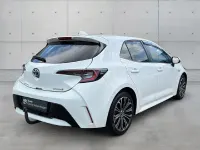 Gebraucht Toyota Corolla Hybrid Team 98 PS (72 kW) 2020 Weiß Limousine