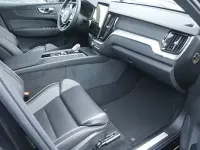 Gebraucht Volvo XC60 Plus 350 PS (257 kW) 2025 Onyx schwarz SUV