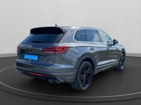 Gebraucht VW Touareg R-line 421 PS (309 kW) 2021 Andere farbe SUV