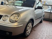 Second-hand VW Polo 68 CP (50 kW) 2003 Argintiu Hatchback