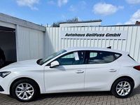 Gebraucht Seat Leon Style 90 PS (66 kW) 2022 Weiß Limousine