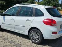 Gebraucht Renault Clio II Night&Day 101 PS (74 kW) 2010 Weiß Limousine