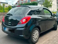 Gebraucht Opel Corsa 90 PS (66 kW) 2011 Schwarz Kleinwagen