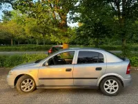 Gebraucht Opel Astra 101 PS (74 kW) 2002 Blau Kleinwagen