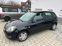 gebraucht Ford Fiesta 1,4 80PS 5-Türer 8-Fach Bereift , Super Zustand