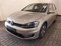 Gebraucht VW Golf 100 kW (136 PS) 2020 Silber Limousine