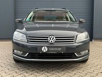 Gebraucht VW Passat 140 PS (102 kW) 2012 Grau Kombi