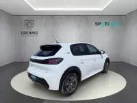 Gebraucht Peugeot e-208 Allure 100 kW (136 PS) 2024 Schneeweiss Kleinwagen