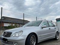 Gebraucht Mercedes C220 Classic 150 PS (110 kW) 2004 Silber Limousine