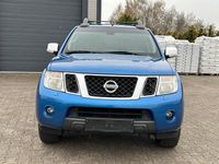 Gebraucht Nissan Navara 190 PS (139 kW) 2012 Blau Pickup