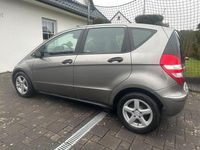 Gebraucht Mercedes A180 Avantgarde 109 PS (80 kW) 2005 Grau Limousine