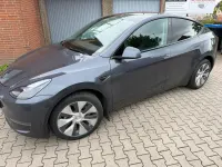 Usata Tesla Model Y Long Range AWD 366 kW (498 CV) 2022 Grigio SUV