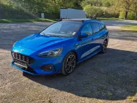 Gebraucht Ford Focus ST-Line 150 PS (110 kW) 2020 Blau Limousine