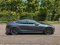 Usado Tesla Model S Standard Range 325 kW (443 CV) 2020 Gris Utilitario