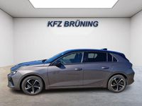 Gebraucht Opel Astra 131 PS (96 kW) 2025 Vulkan grau / dach schwarz (metallic) Kleinwagen