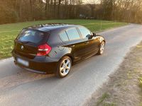 Gebraucht BMW 118 Sport Line 143 PS (105 kW) 2010 Schwarz Kleinwagen