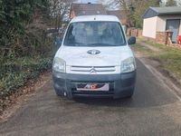 Gebraucht Citroën Berlingo 69 PS (50 kW) 2003 Weiß Van / Kleinbus
