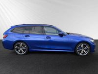 Gebraucht BMW 330e M Sport 292 PS (214 kW) 2024 Portimao blau metallic Kombi