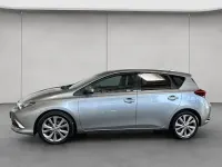 Gebraucht Toyota Auris Basis 116 PS (85 kW) 2017 Titansilber mica metallic Limousine