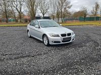 Gebraucht BMW 318 143 PS (105 kW) 2010 Silber Limousine