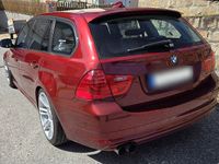 Second-hand BMW 320 Performance 184 CP (135 kW) 2010 Roșu Berlinǎ