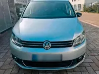 Gebraucht VW Touran Highline 105 PS (77 kW) 2012 Silber Van / Kleinbus