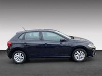 Gebraucht VW Polo Style 95 PS (69 kW) 2023 Deep black perleffekt Kleinwagen
