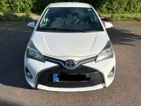 Gebraucht Toyota Yaris Comfort 99 PS (72 kW) 2016 Weiß Kleinwagen