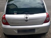 Gebraucht Renault Clio II Campus 58 PS (42 kW) 2007 Silber Kleinwagen