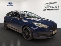 Gebraucht Ford Focus Ambiente 86 PS (63 kW) 2015 Blau Limousine