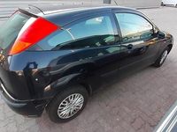 Gebraucht Ford Focus 75 PS (55 kW) 2002 Schwarz Kleinwagen