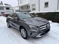 Gebraucht Mercedes GLA200 156 PS (114 kW) 2015 Grau SUV
